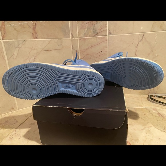 Air Force 1 High UNC - Picture 5 of 6